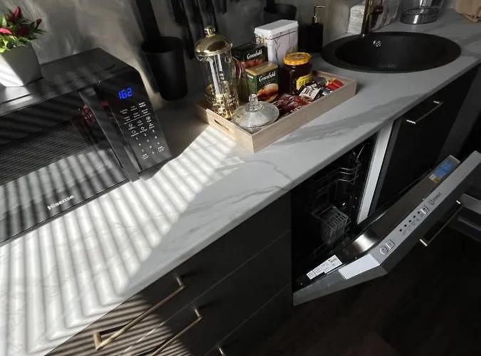 Bermuuda Family * بايده